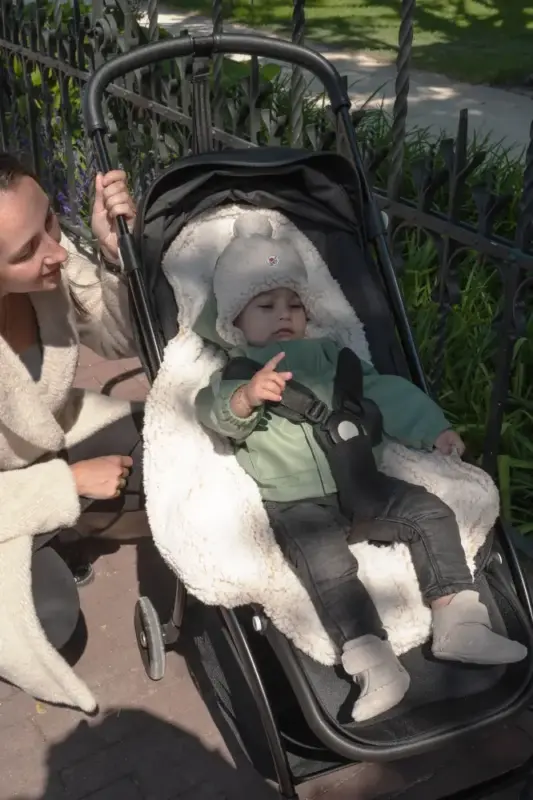 Guļammaiss bērnu ratiem Lodger Bunker Fleece pigeon ar bērnu ratos