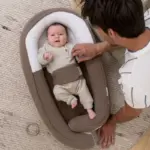 doomoo ligzdiņa caribou bērns ligzdiņā komunicē ar tēti