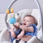 Rotaļlieta ar vibrāciju Taf toys Ronnie the Rabbit pie autokrēsla