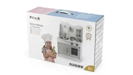 rotaļu virtuve ar aksesuāriem iepakojumā