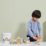 PolarB koka klucīšu komplekts Pilsēta zēns rotaļājas