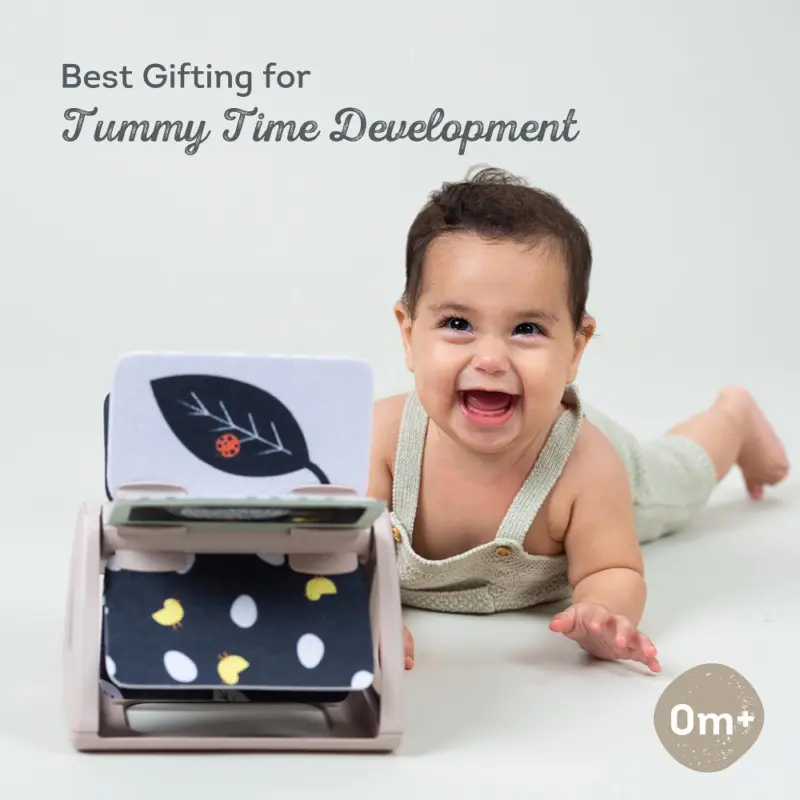 Taf toys grāmatiņa Black-White Spinning Book ar mazuli