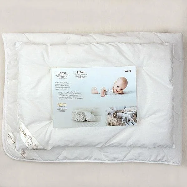 Komplekts vilnas sega un spilvens, 1699, Lorita - Image 1