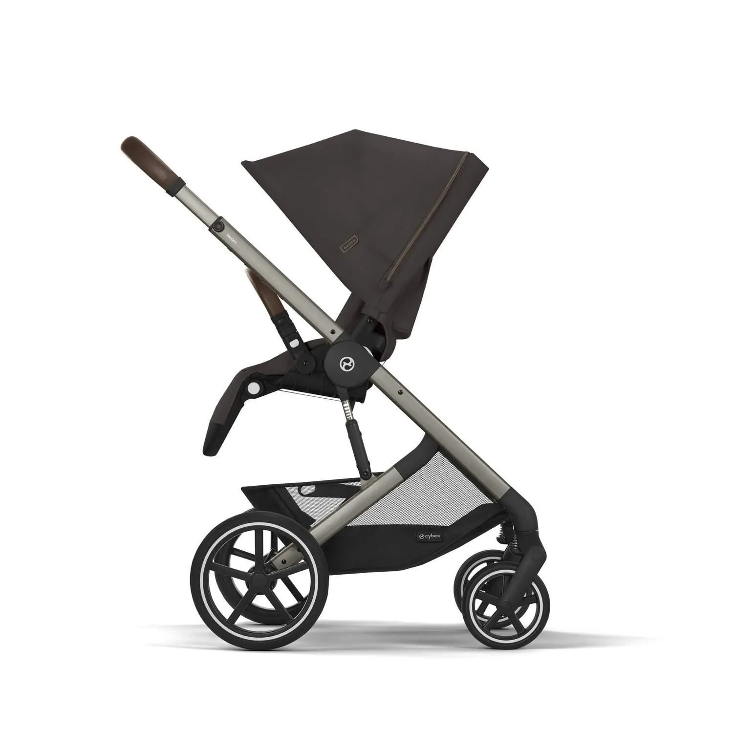 pastaigu rati cybex balios s lux chocolate brown pretēji braukšanas virzienam