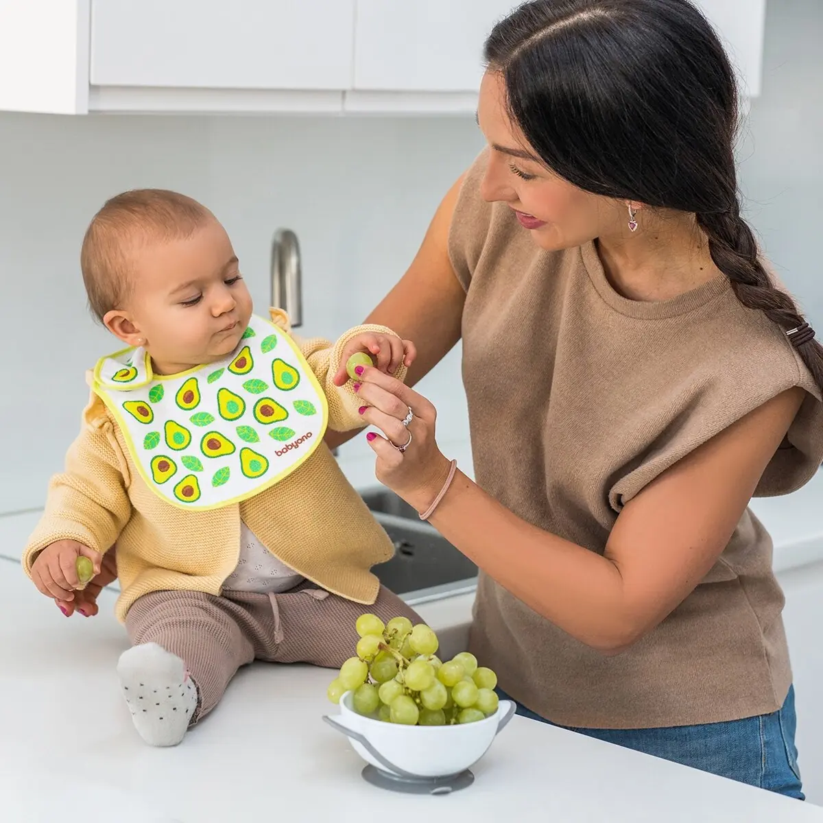 Frotē zīdaiņu priekšautiņš I EAT AND I GROW, m3+ 831