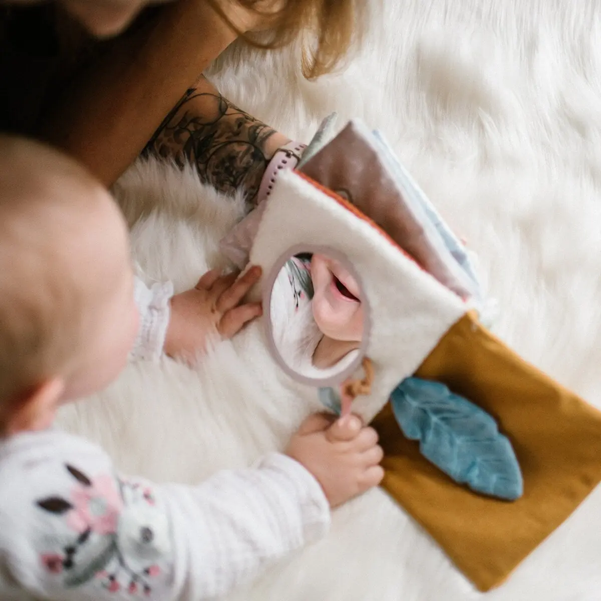 Babyono NATURE sensorā grāmata 1531