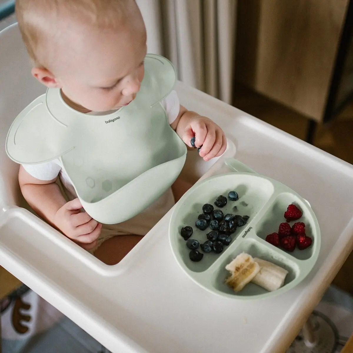 Babyono silikona piesūcekņa bļoda piparmētru krāsā 1482/03